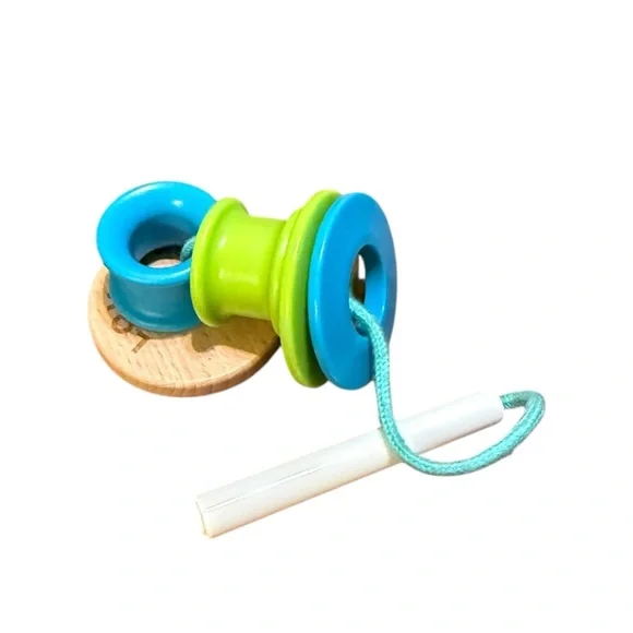 Lovevery Wooden Posting Stand and String Bundle - Picture 5 of 6